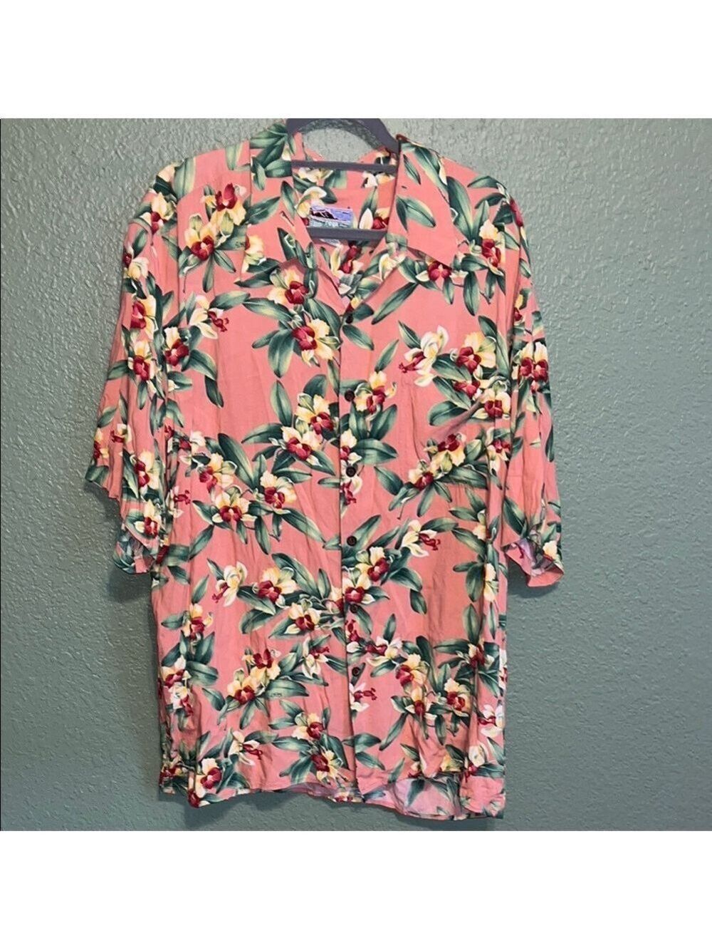 Vintage Hawaiian Floral Rayon Camp Shirt Hawaii Tropical Shirt Reyn Spooner - Picture 2 of 6